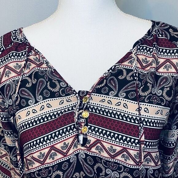Charlotte Russe Long Sleeve Paisley Boho Top - Picture 3 of 9